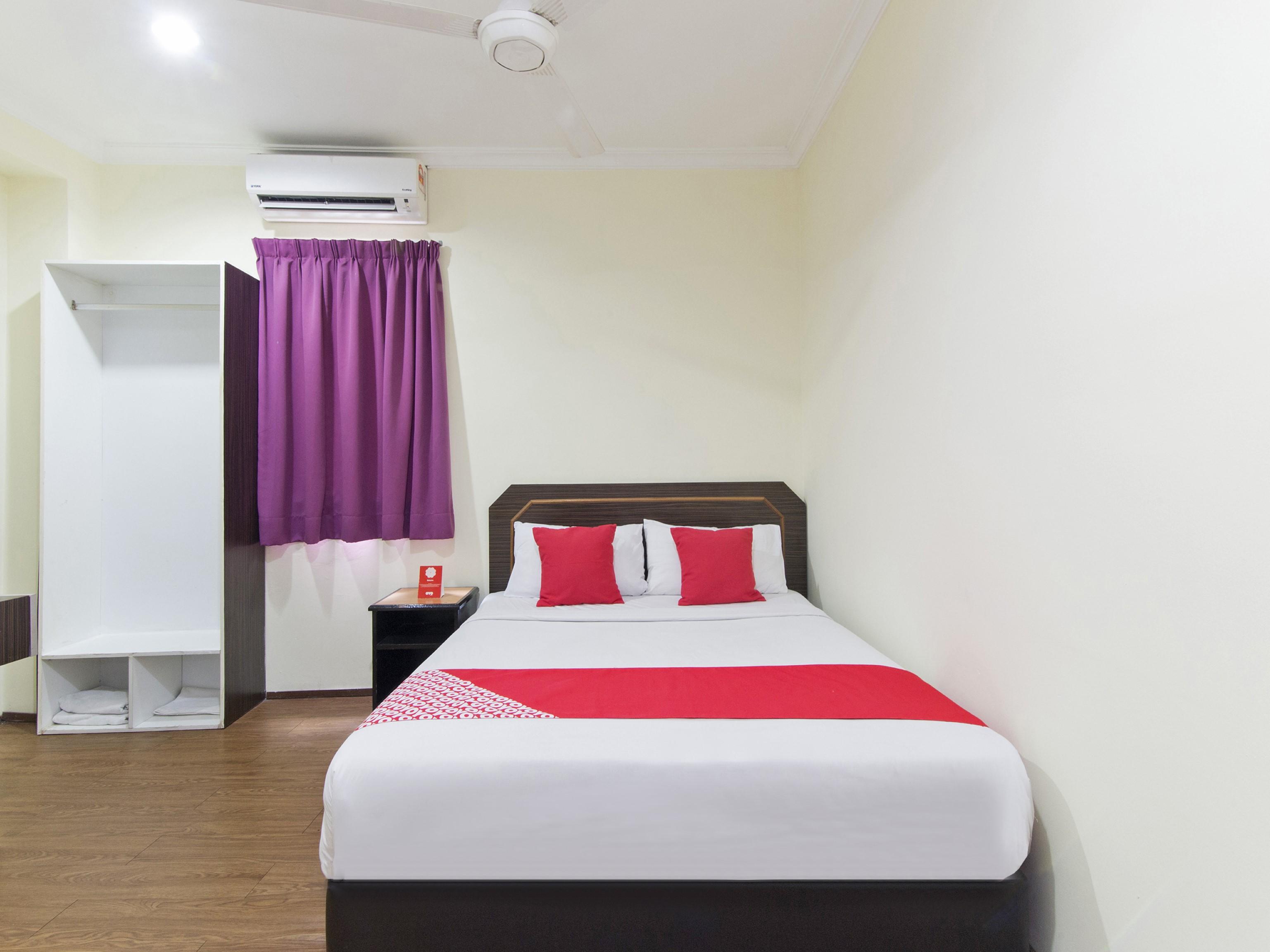 Oyo 327 Buddys Hotel Kuala Lumpur Exterior photo