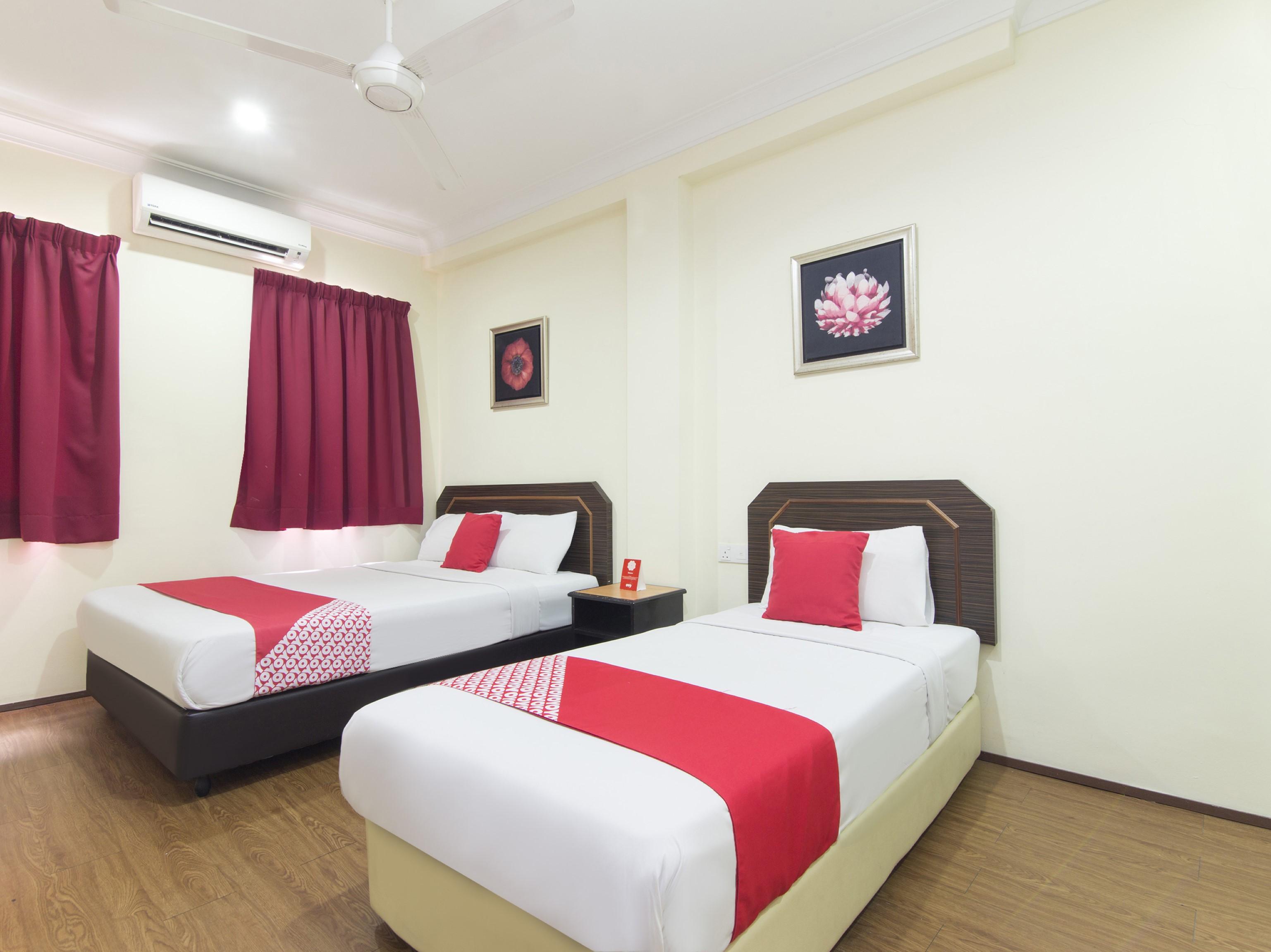 Oyo 327 Buddys Hotel Kuala Lumpur Exterior photo