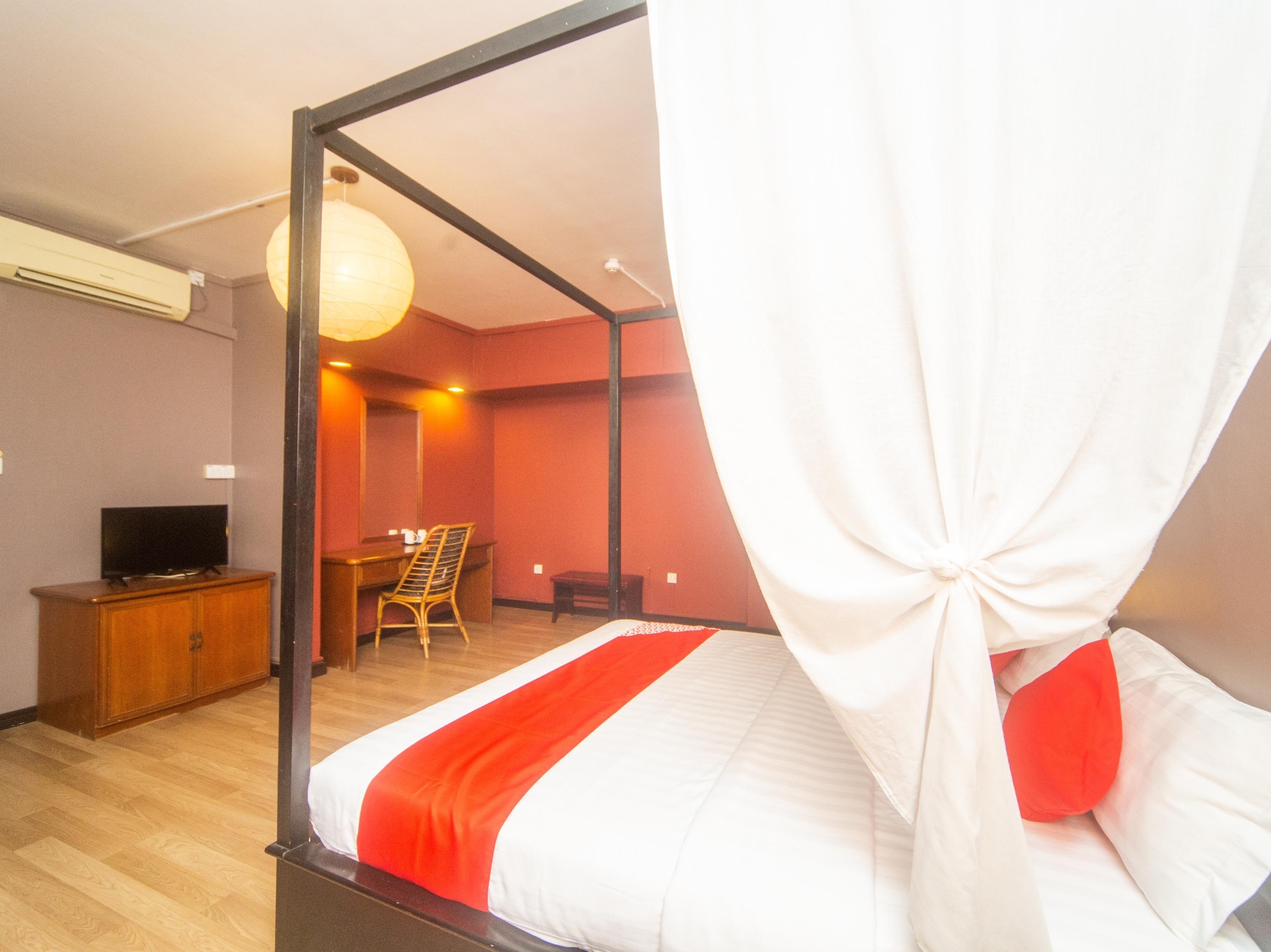 Oyo 327 Buddys Hotel Kuala Lumpur Exterior photo