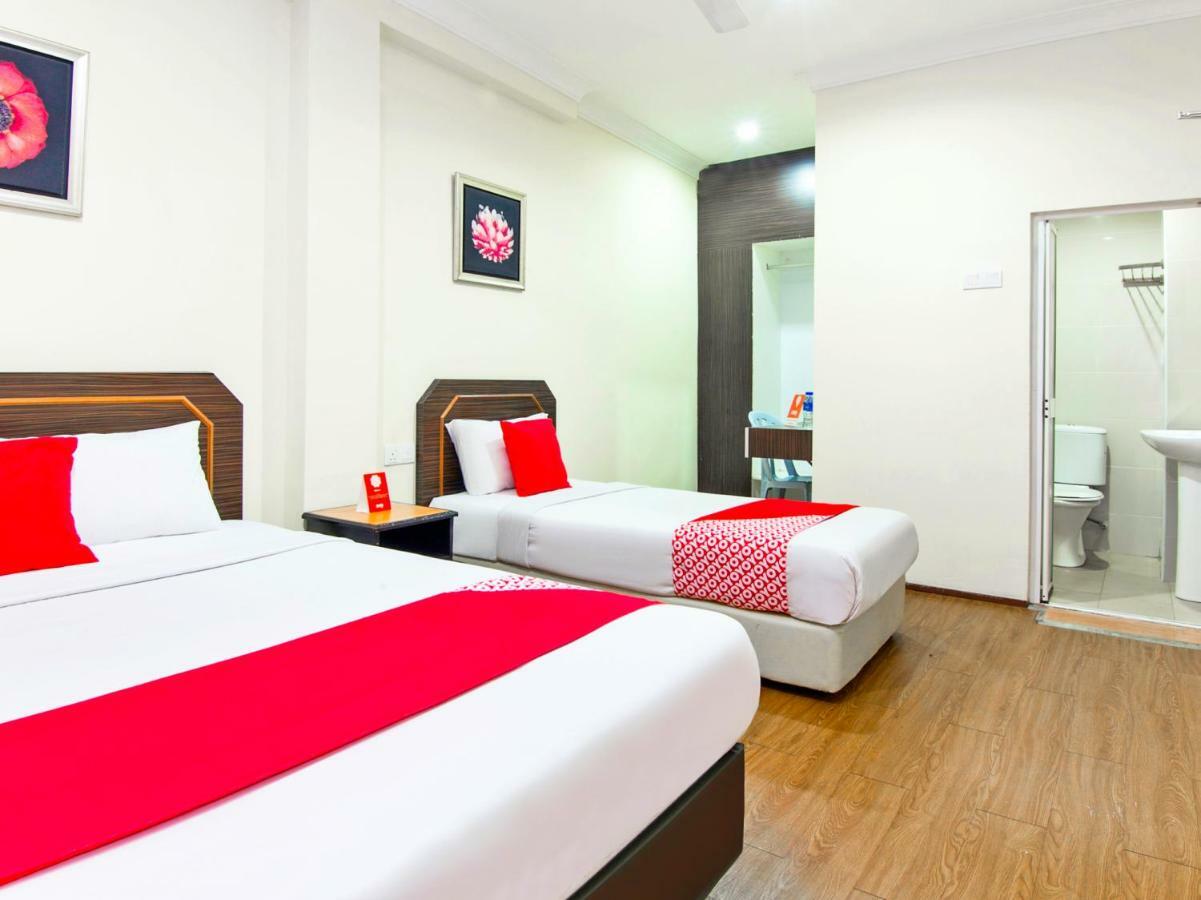 Oyo 327 Buddys Hotel Kuala Lumpur Exterior photo