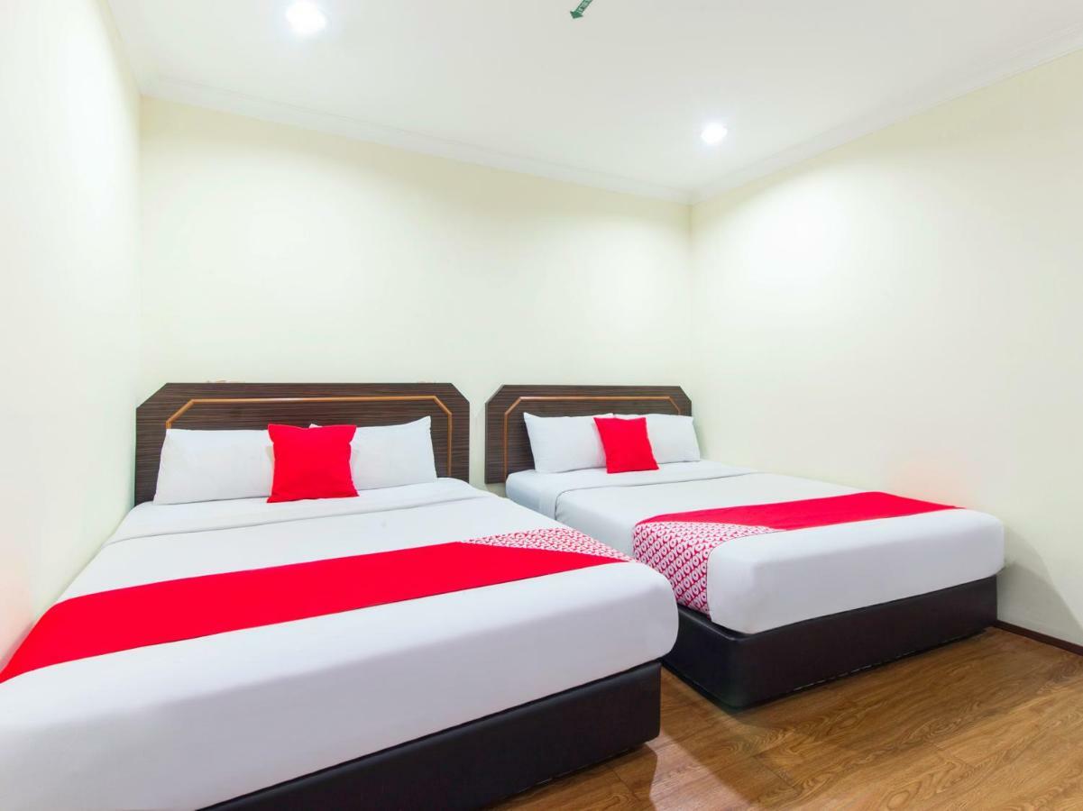 Oyo 327 Buddys Hotel Kuala Lumpur Exterior photo